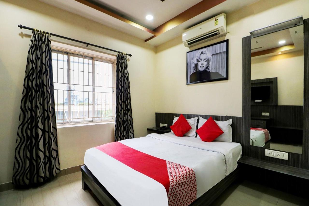 Oyo Flagship 1805 Hotel Star Delight Panchuria Buitenkant foto