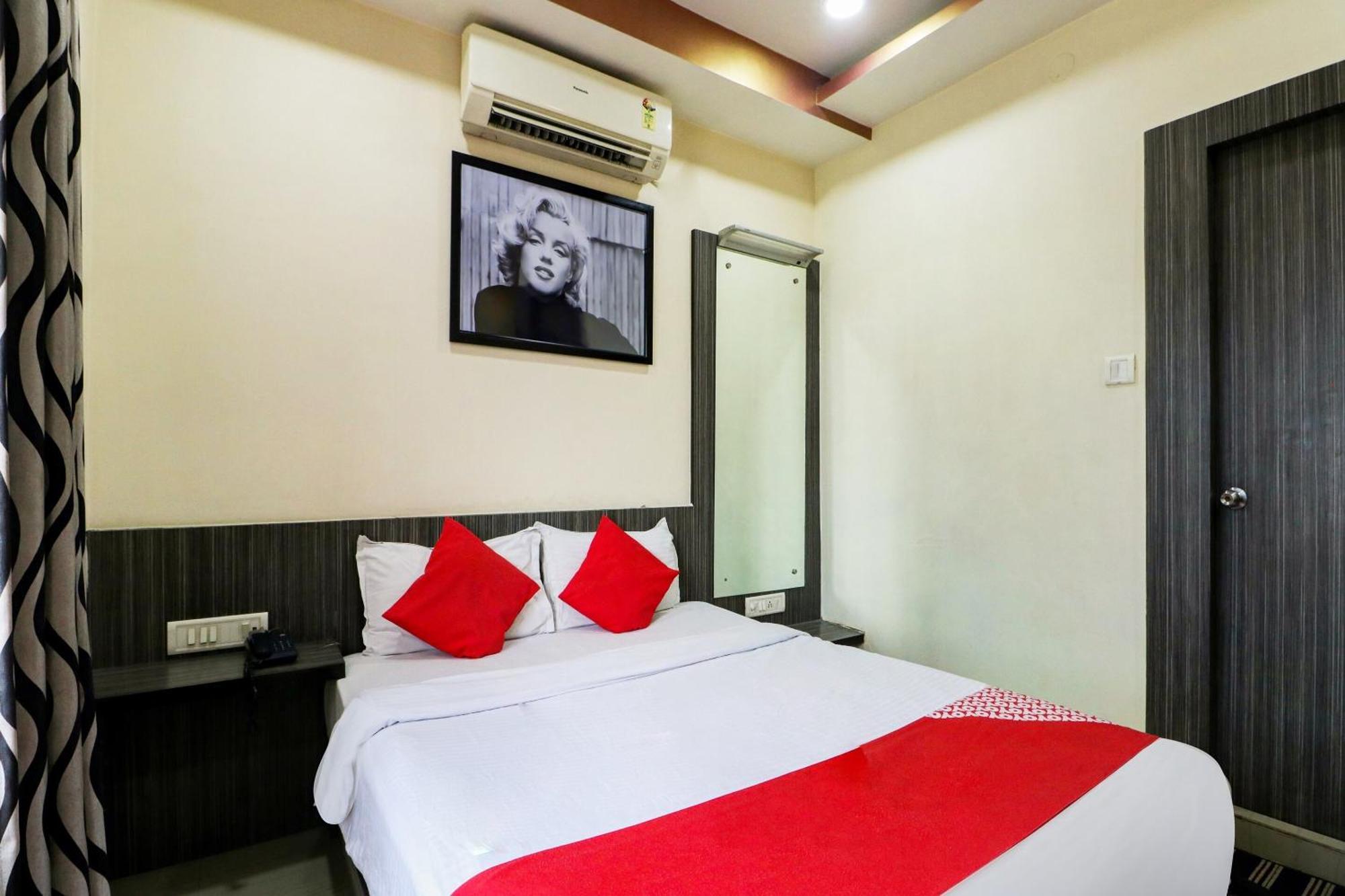 Oyo Flagship 1805 Hotel Star Delight Panchuria Buitenkant foto