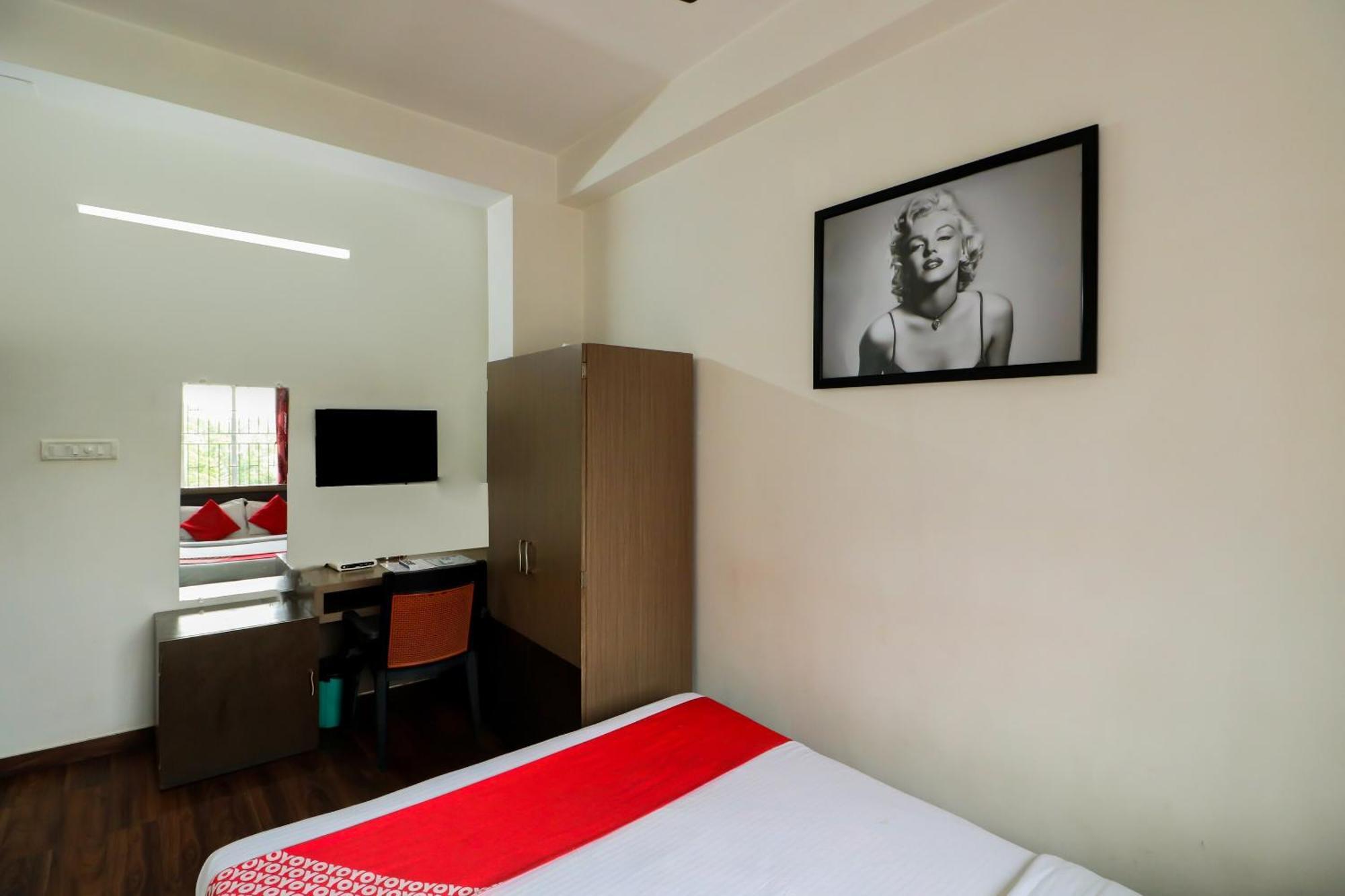 Oyo Flagship 1805 Hotel Star Delight Panchuria Buitenkant foto