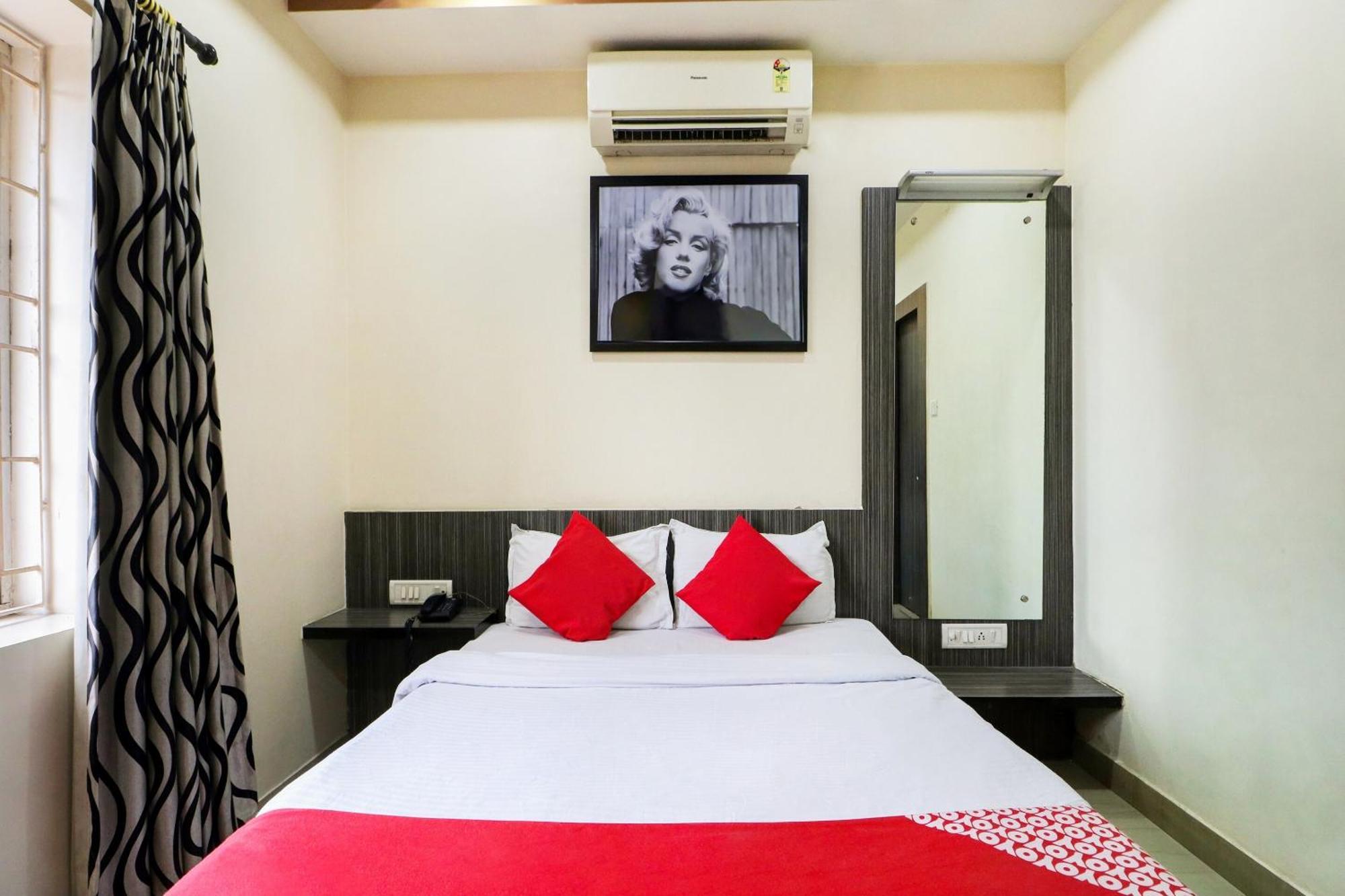 Oyo Flagship 1805 Hotel Star Delight Panchuria Buitenkant foto