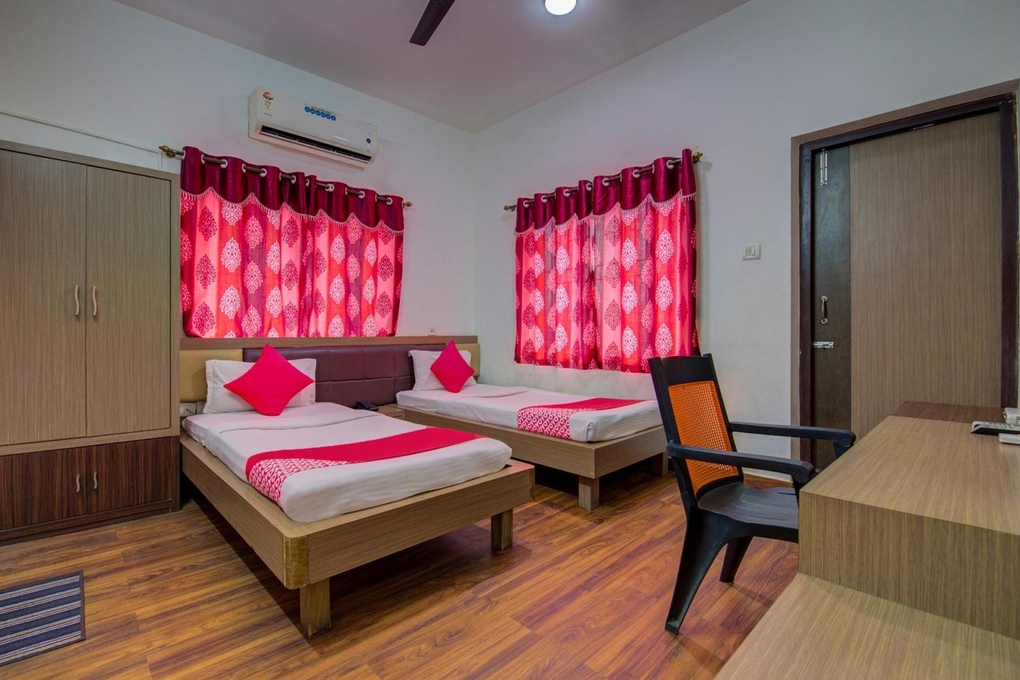 Oyo Flagship 1805 Hotel Star Delight Panchuria Buitenkant foto