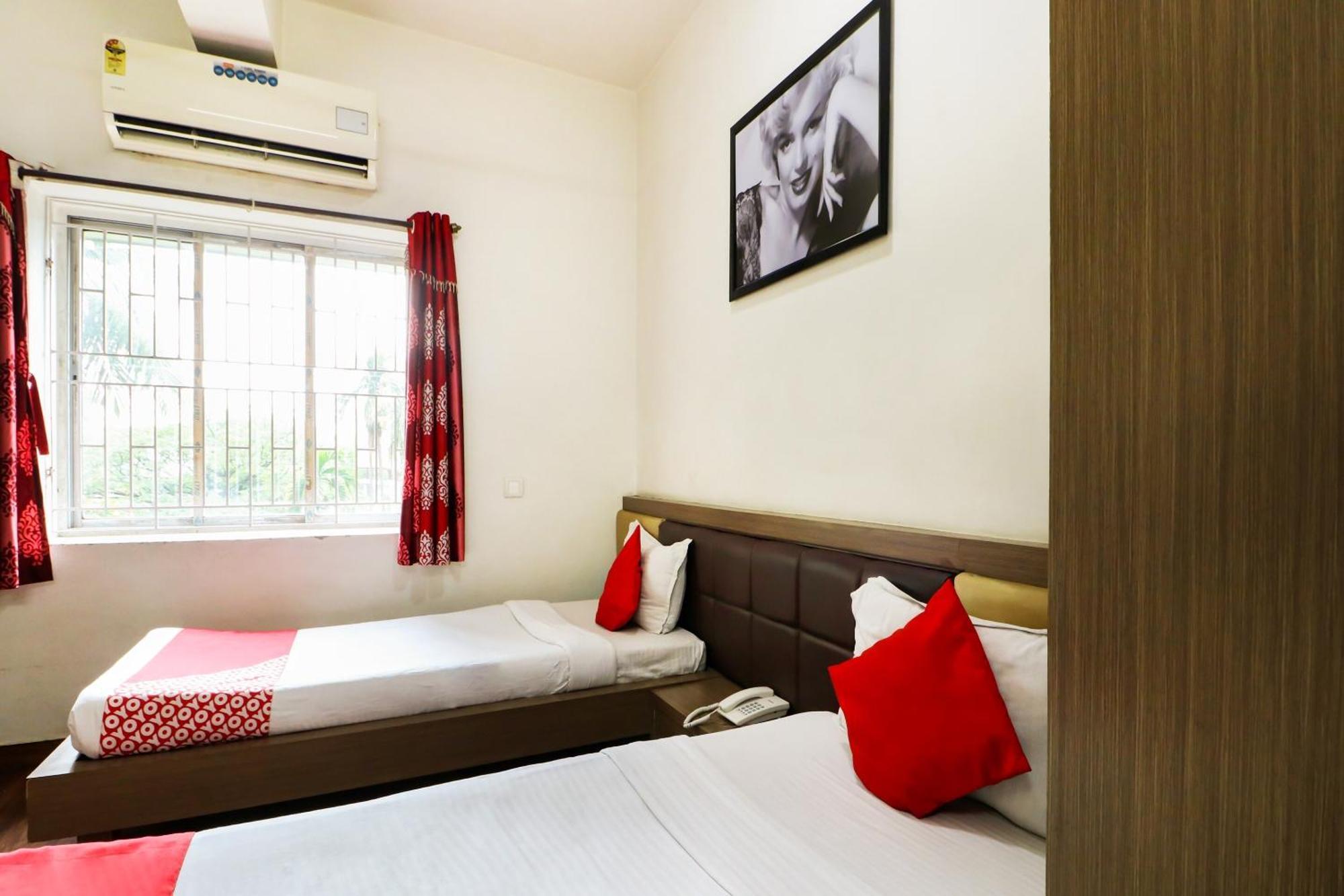 Oyo Flagship 1805 Hotel Star Delight Panchuria Buitenkant foto